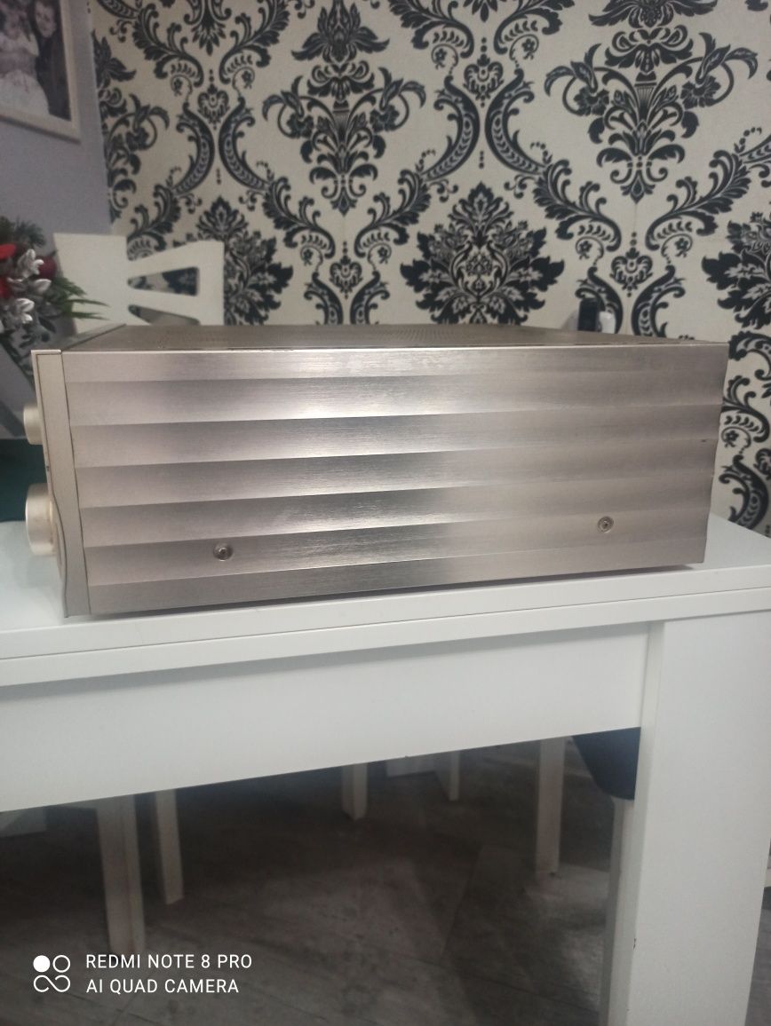Pioneer VSA-E08 potężny 18kg wagi