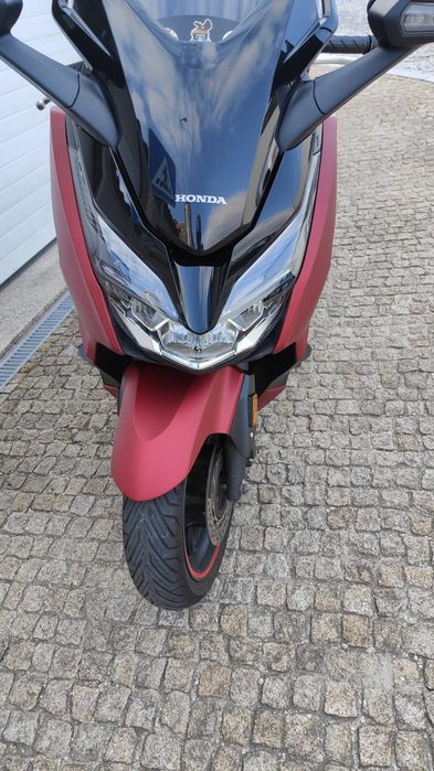 Honda Forza 125c