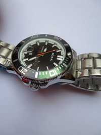 zegarek doxa shark 300 diver pierścień czarno zielony