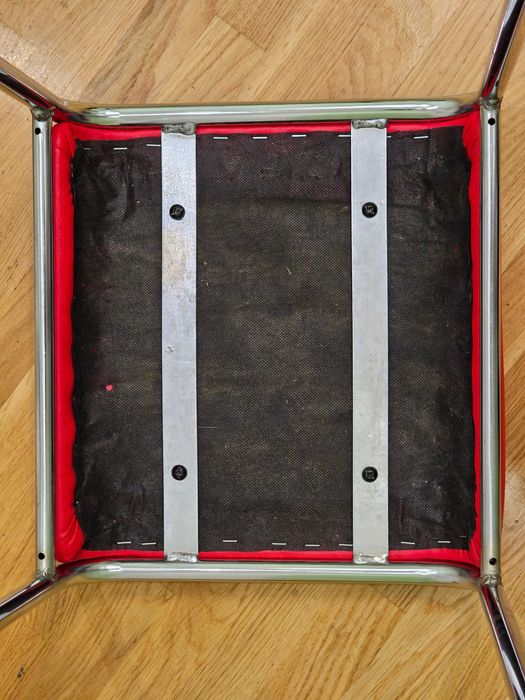 Табурет кухонний Nowy Styl Caddy Chrome V-27