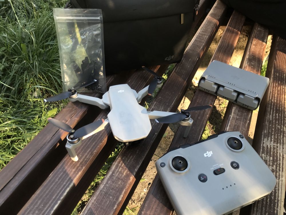 DJI Mini 2 combo