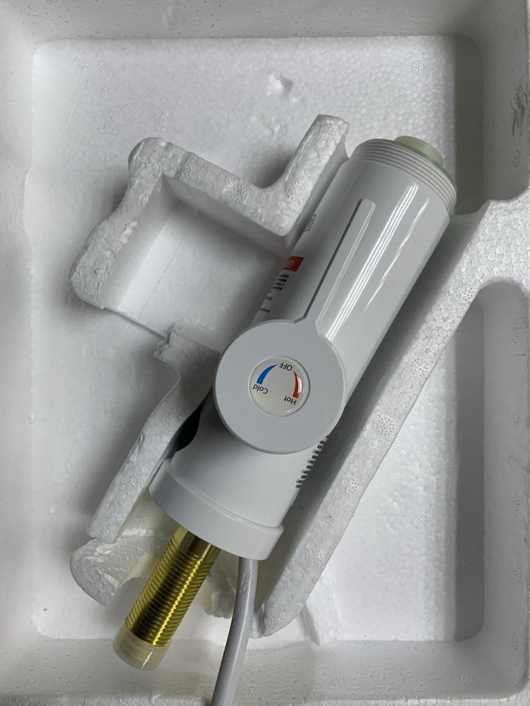 Кран водонагреватель с датчиком температуры Wezer RWH-214