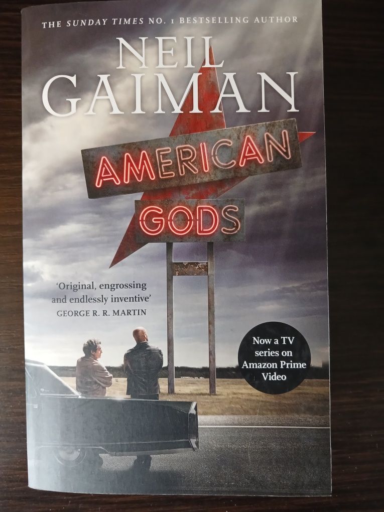 American Gods - Neil Gaiman. (Книжка ангоійською мовою)