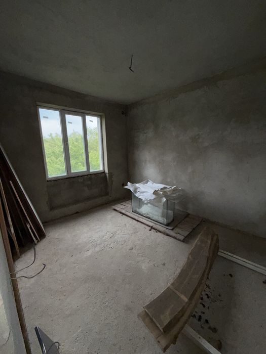Продається недобудований будинок на Краматорській