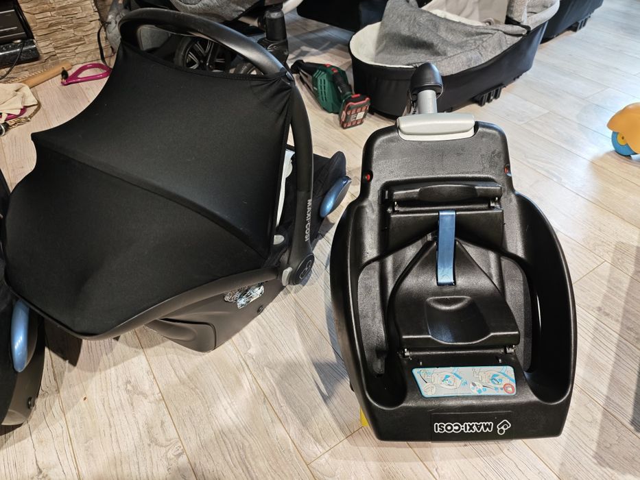 Maxi-Cosi nosidełko z bazą