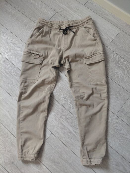 Spodnie jogger CROOP