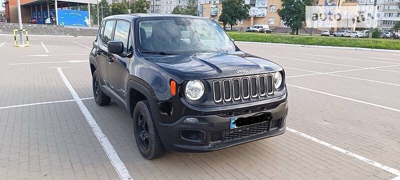 Продам jeep renegade