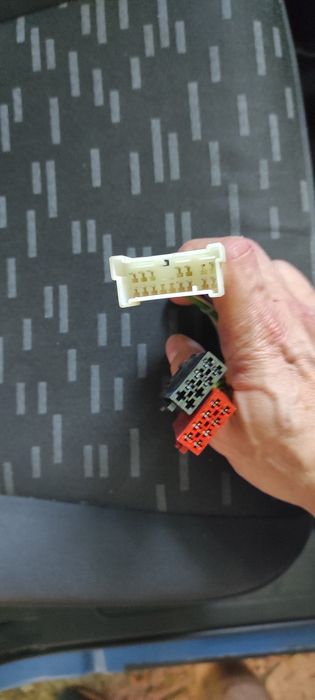 Перехідник iso car av 12 013 (Kia, Hyundai)
Стан Б.у - працює.Стояв Hy