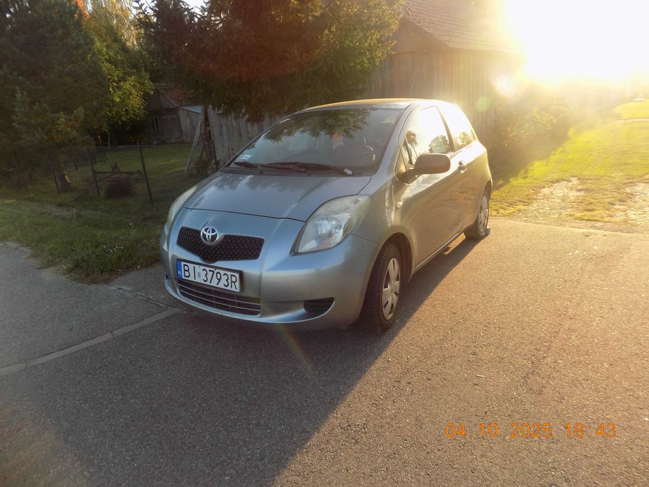 Toyota Yaris II 2006r. 3D