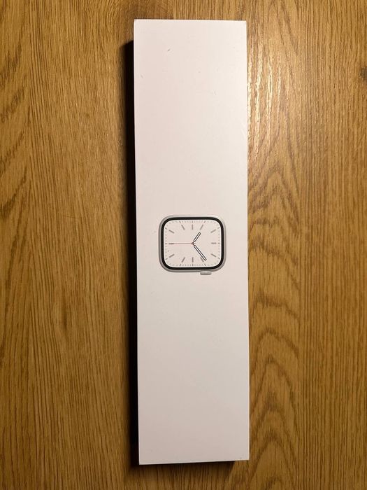 Apple Watch Series 7 41mm Starlight | гарний стан | коробка, ремінці