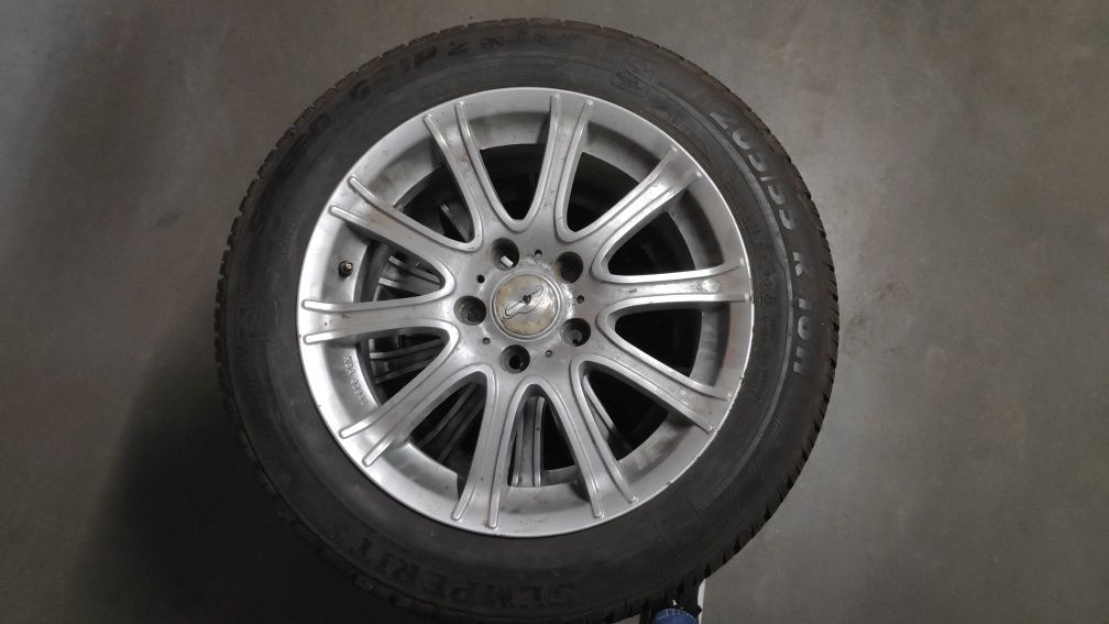 Vendo jantes 16 Mercedes com 4 pneus