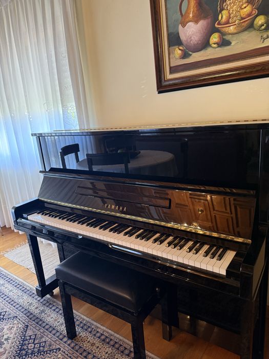 Piano Yamaha U10A