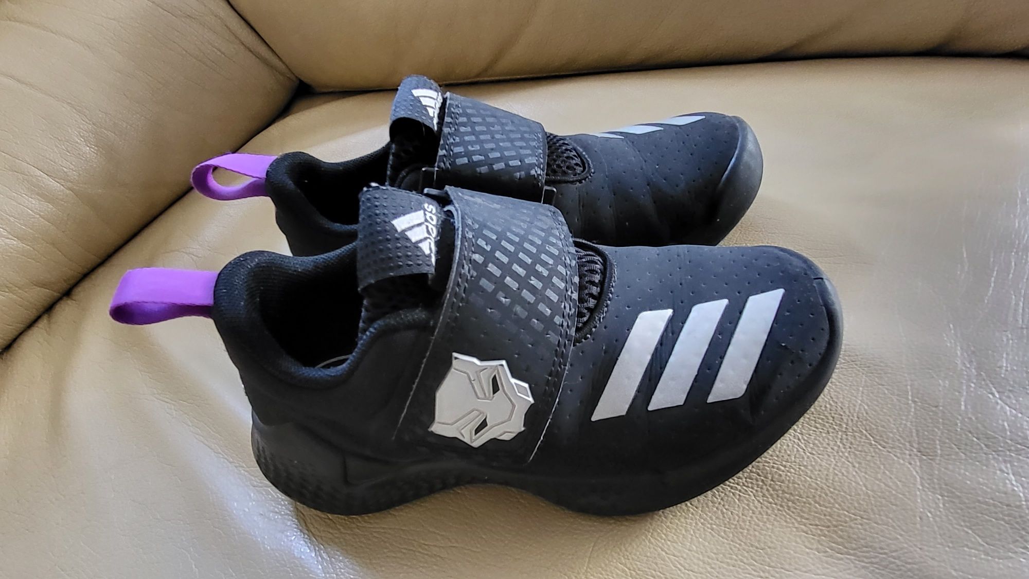 Adidasy chłopiece Adidas rozmiar 29.