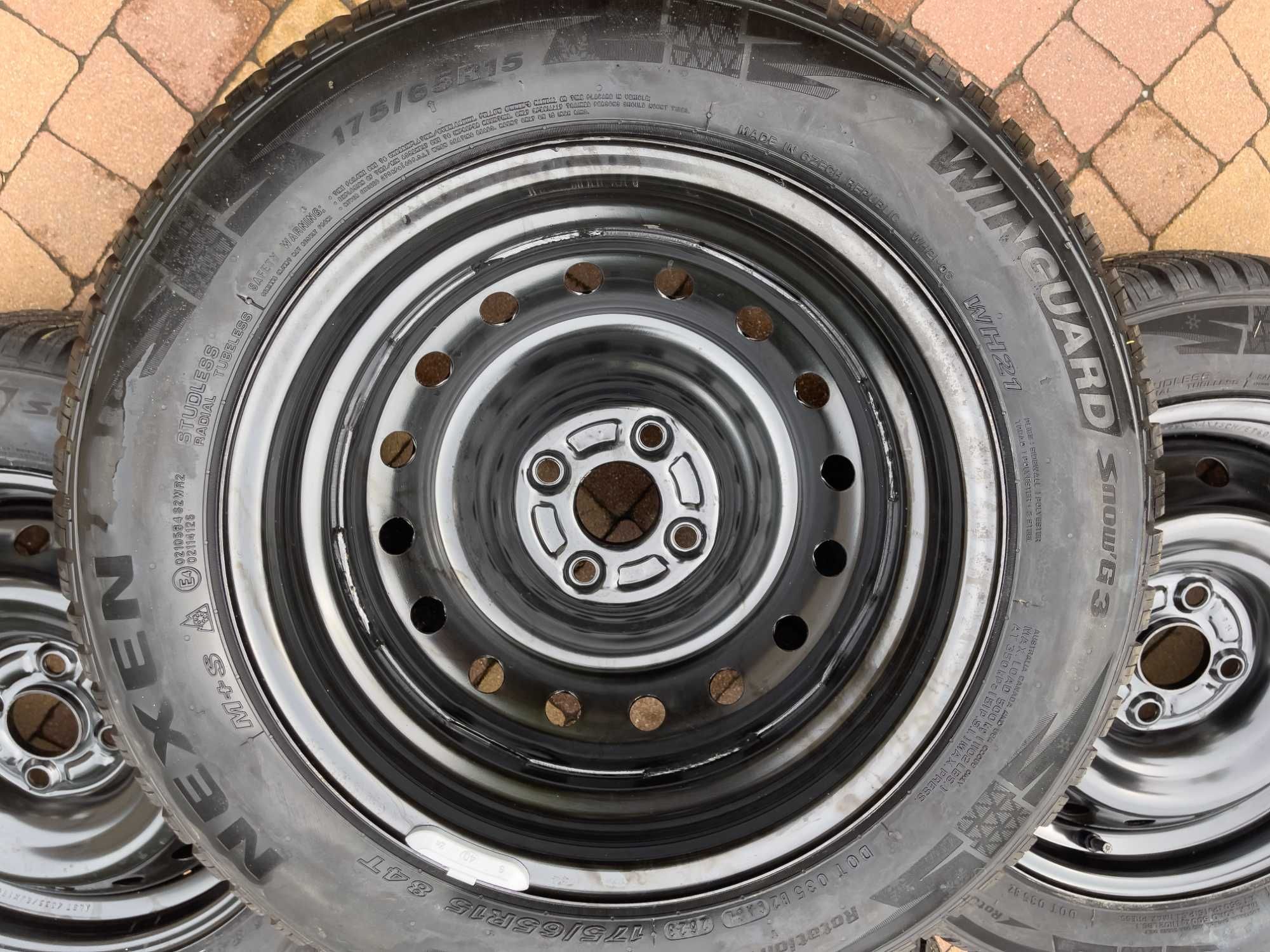 3836. Koła zimowe Toyota Yaris IQ Swift 4x100 ET40 175/65/15 8.5mm 23r