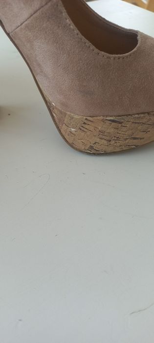 Różowe buty na koturnie rozm.37