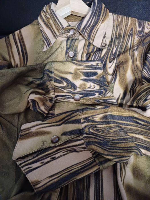 Одяг жіночий,спідниця,блуза,корсет