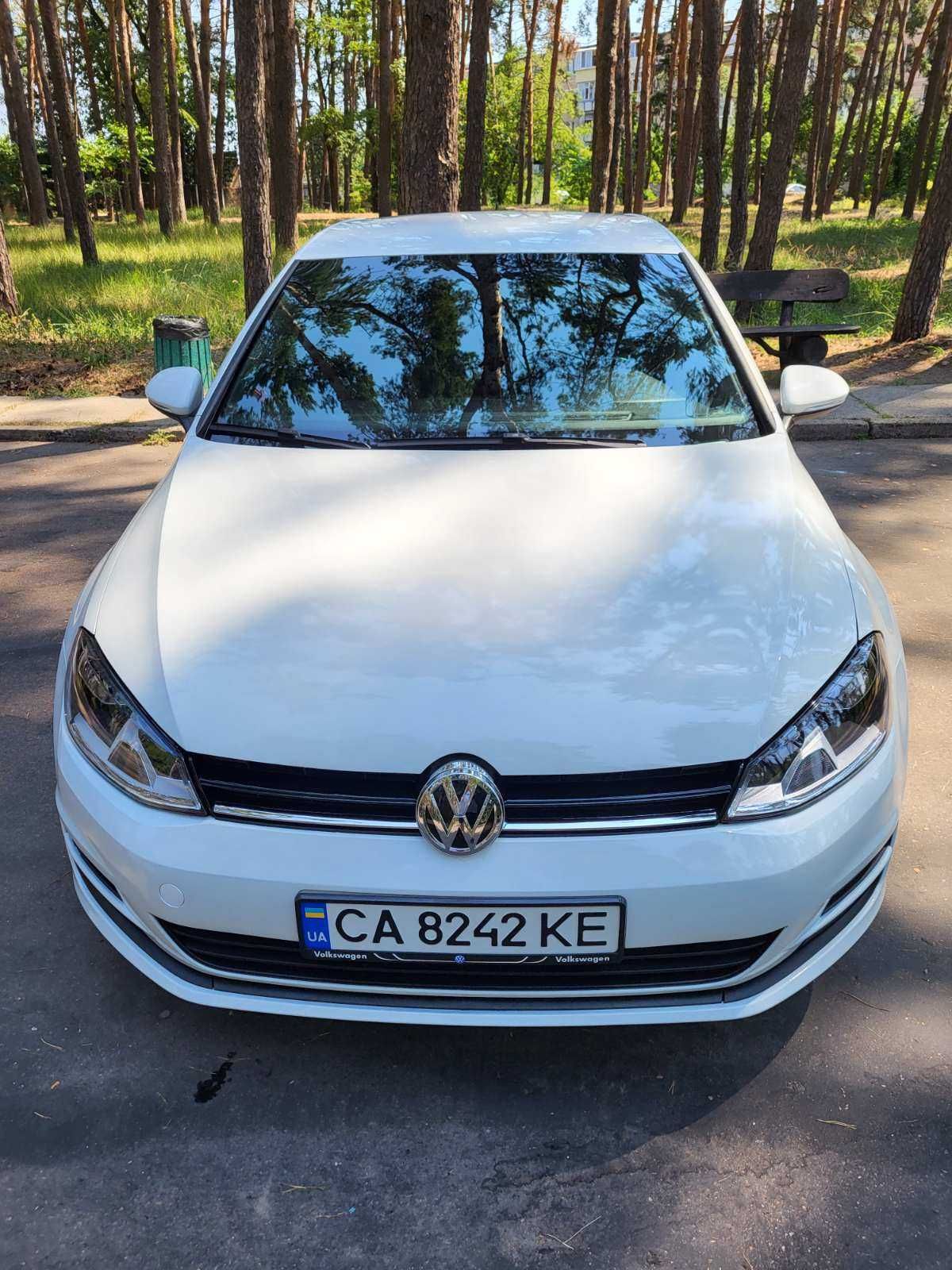 Volkswagen Golf VII  2015 2.0 TDI MT (150 к.с.) В доброму стані
