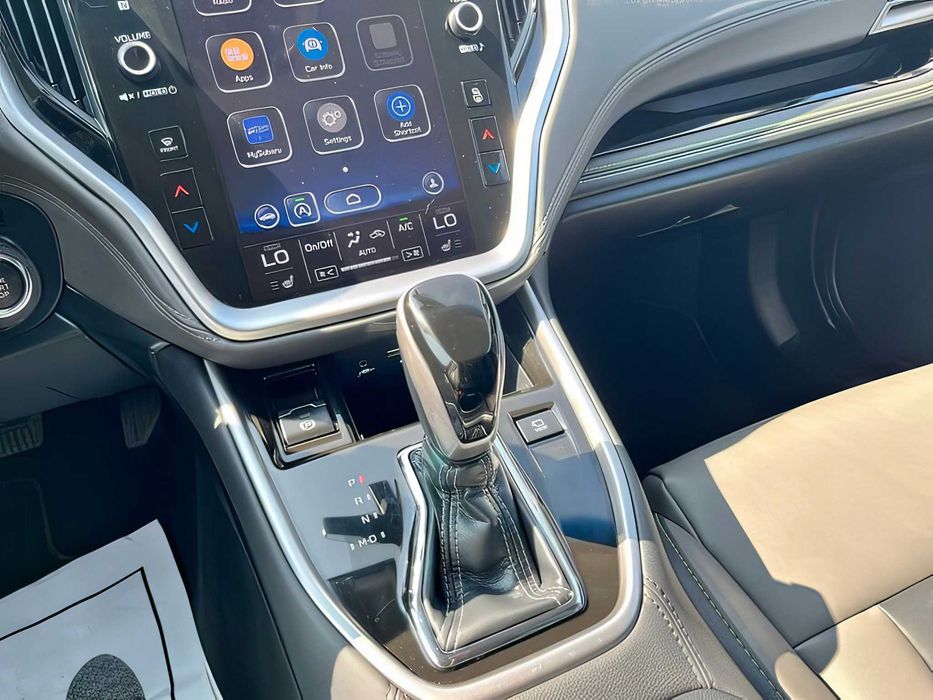 Subaru Outback      2022