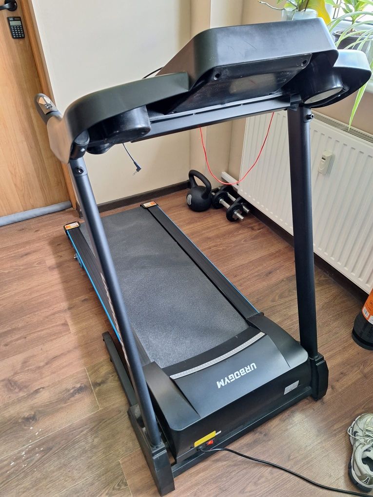 Bieżnia elektryczna URBOGYM V520*REZERWACJA do wtorku 09.09.