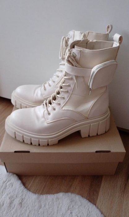 Botki/workery Catwalk