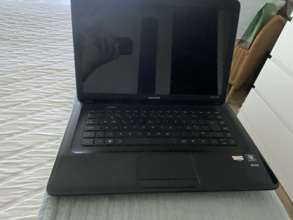 HP Compaq presario cq58