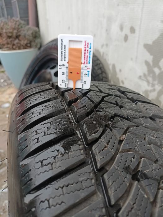Opony zimowe na felgach 16 5x112