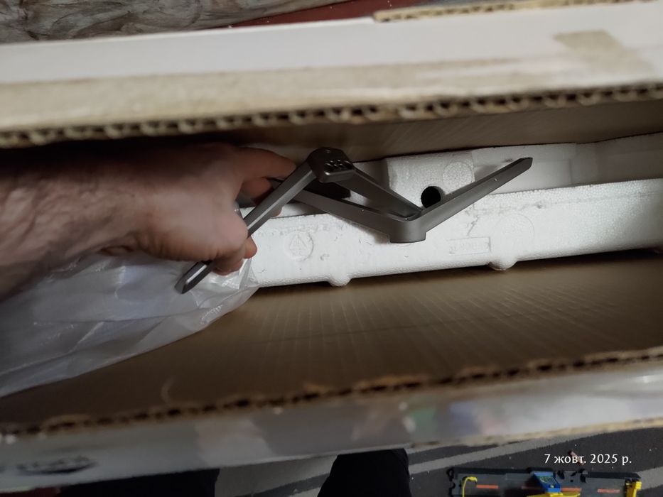 Телевізор TCL 50P715; 50' дюймов телевизор.