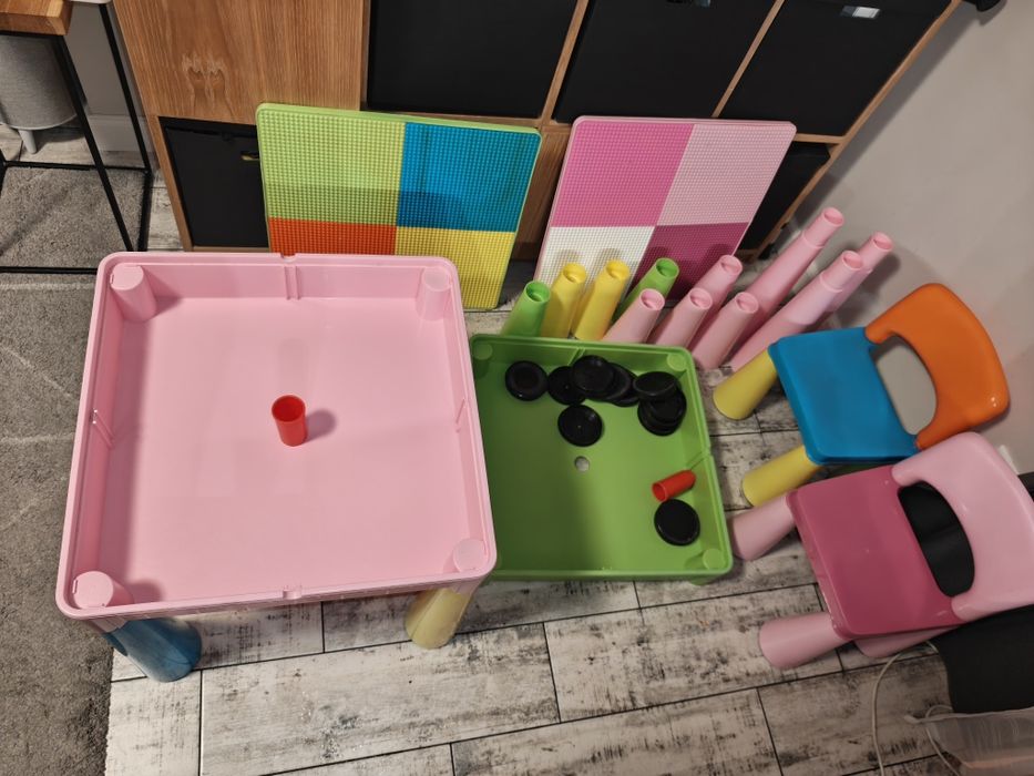 Stoliczek i dwa krzesła stolik dla dzieci Tega Baby Super Kids gratisy