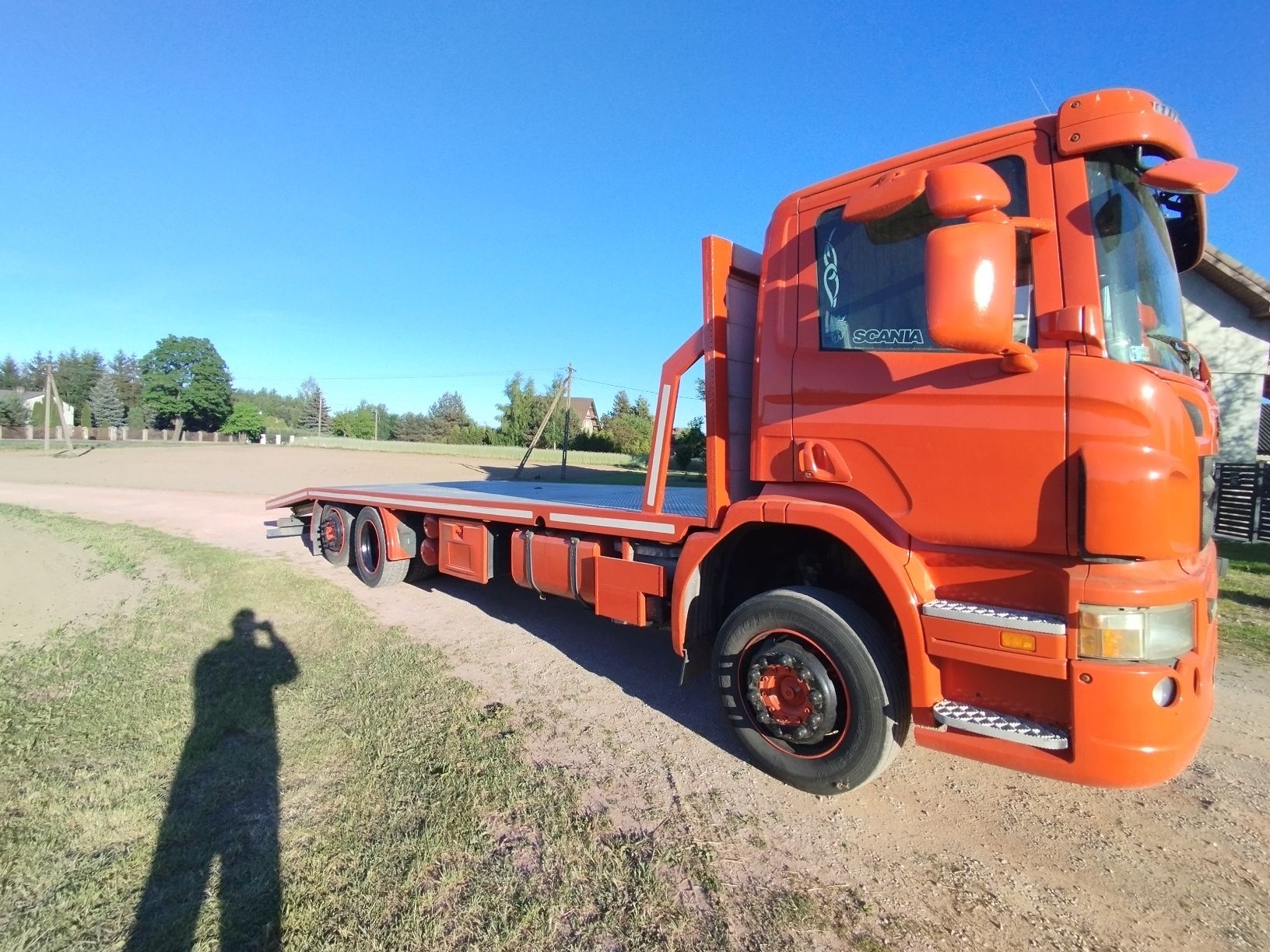 Scania P270 6x2 laweta najazd platforma
Euro 3, etoll Euro 4. 

Sam