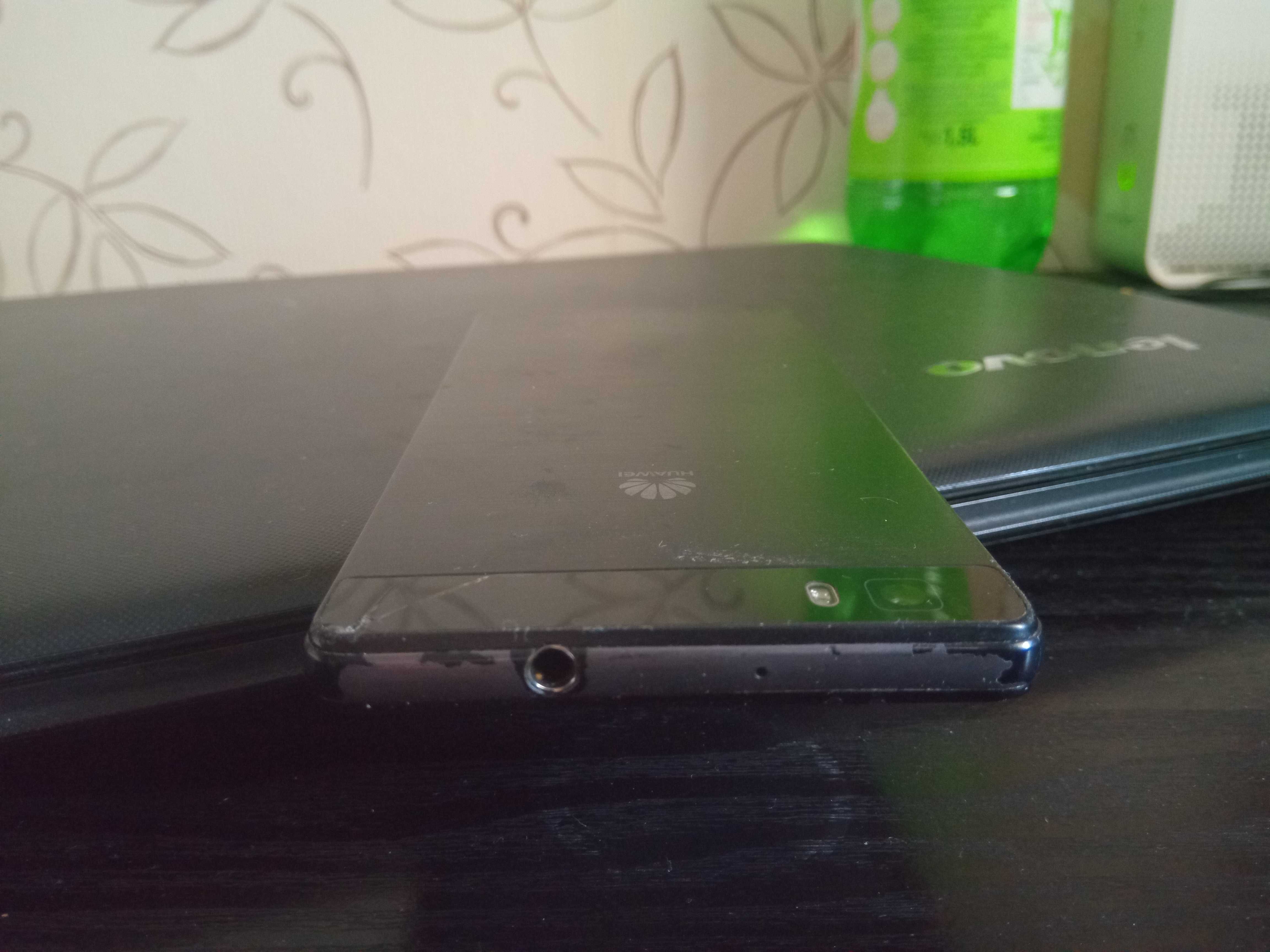 Huawei P8 lite czarny.