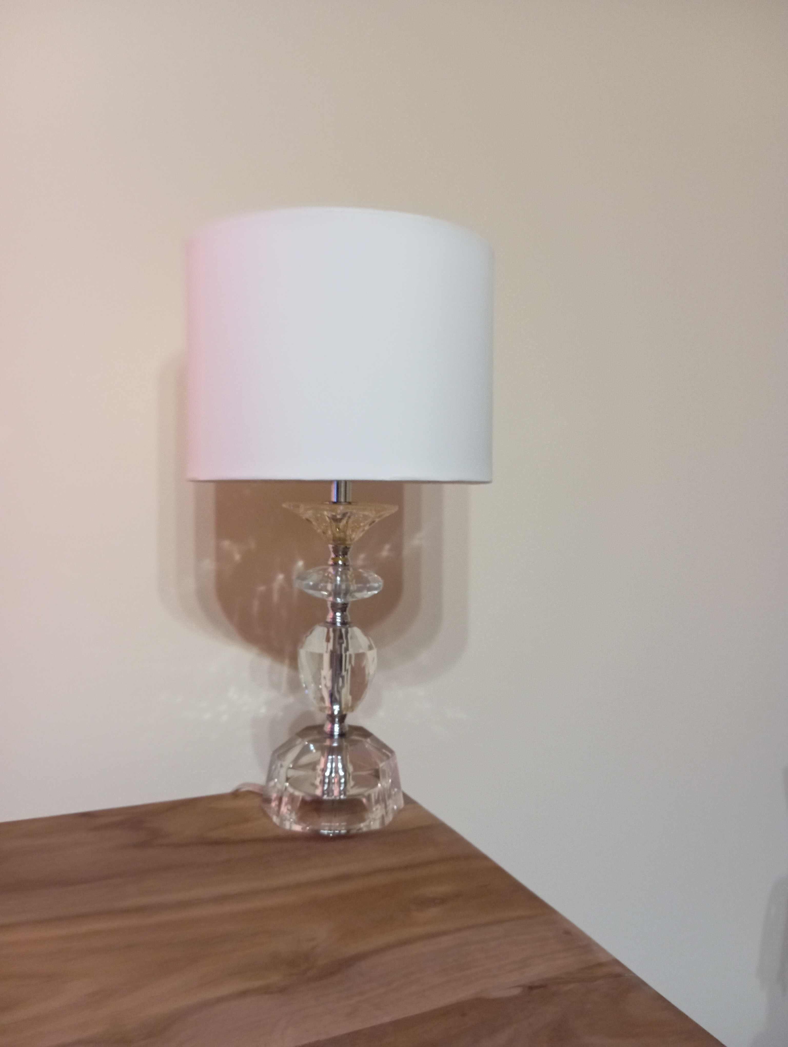 Lampa w stylu glamour