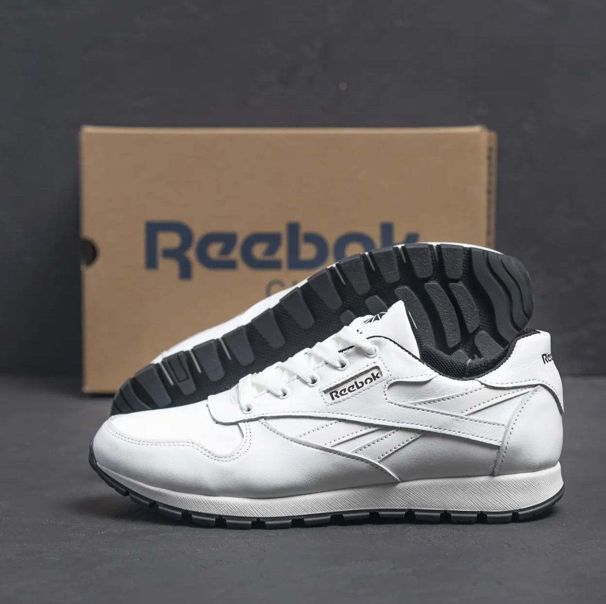 Кроссовки белые кожаные мужские reebok, повсякденні кросівки білі