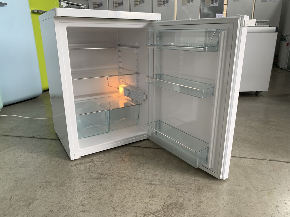 Холодильник Miele K 12020 S-2 86см
