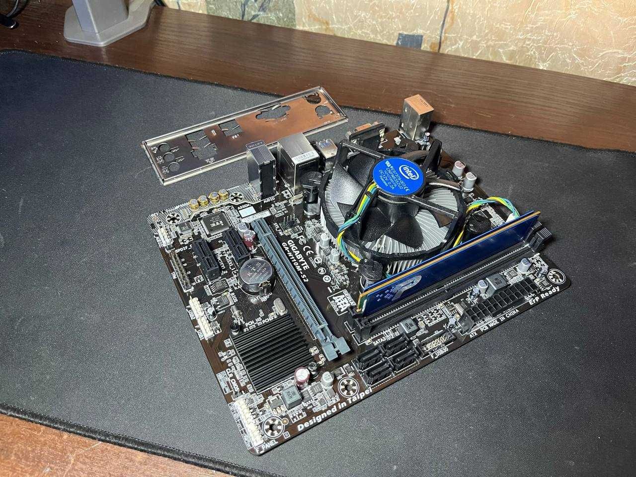 Игровой комплект 1151 H110M-S2-CF, Intel Core i3 6100 3.7Ghz, 4gb ddr4