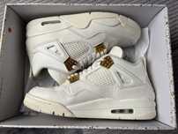 Air Jordan 4 Mettalic gold