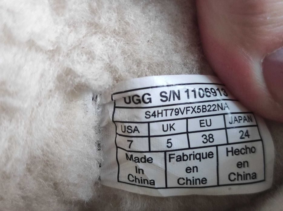 - UGG Classic Rebel Biker Short Boots - Śniegowce na platformie r.38