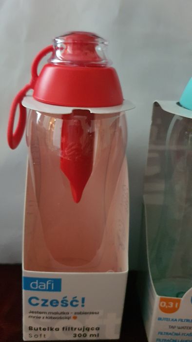 Dafi butelka filtrującą 0.3 l + 1 filtr czerwona niebieska różowa