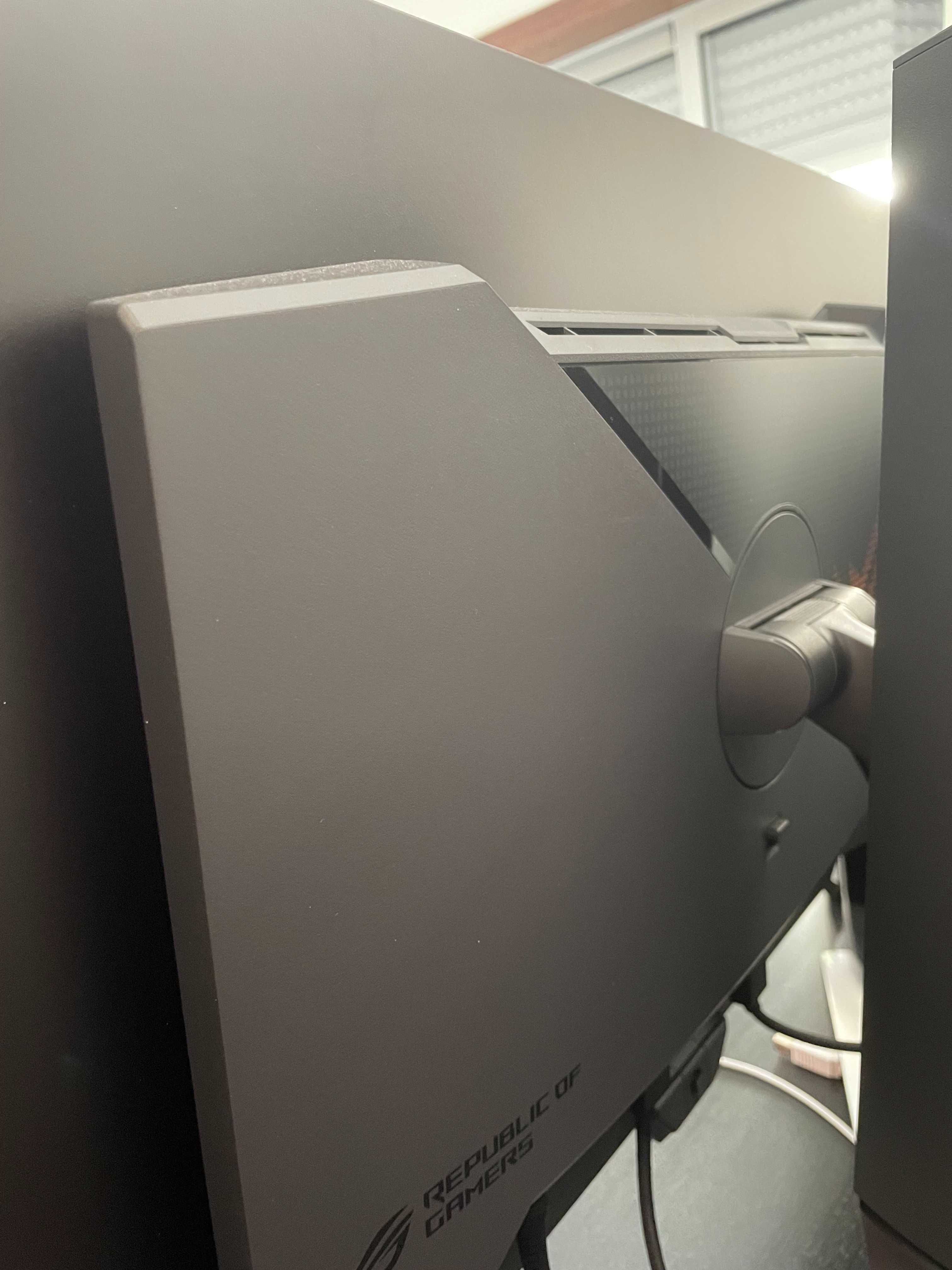 Asus ROG OLED 240hz (pg27aqdm)