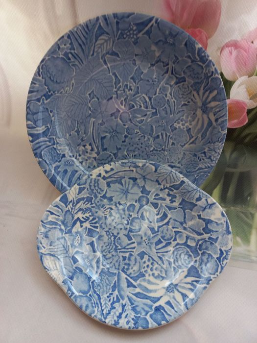 Тарелки 3 штуки посуда