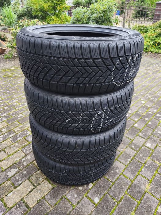 Opony zimowe 235/50 R 19