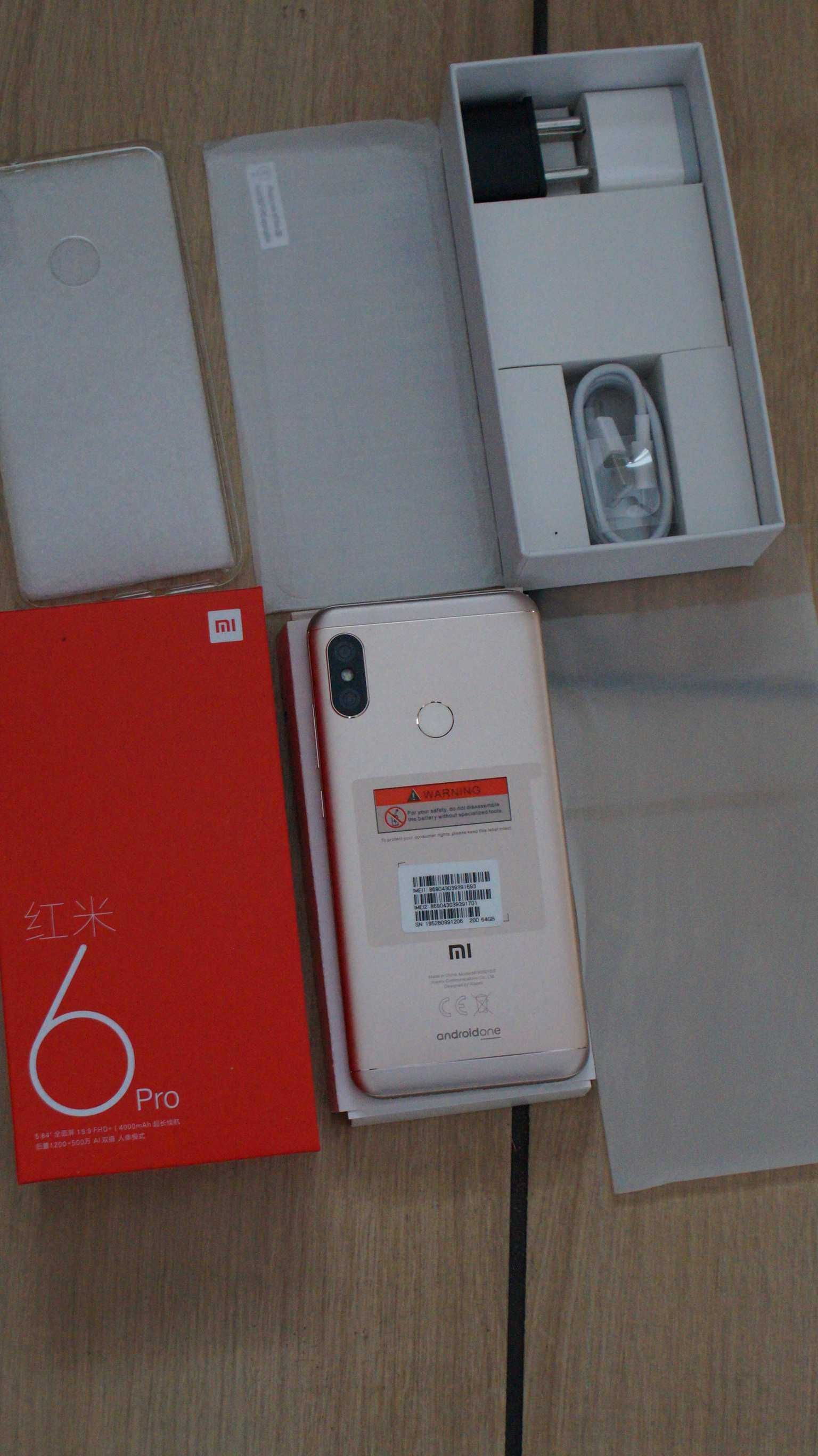 Мобільний телефон/ Смартфон Xiaomi Redmi 6 PRO 4/64 Gold / Новий