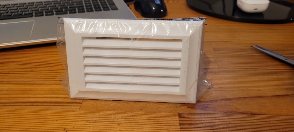 Kratka wentylacyjna 110x55