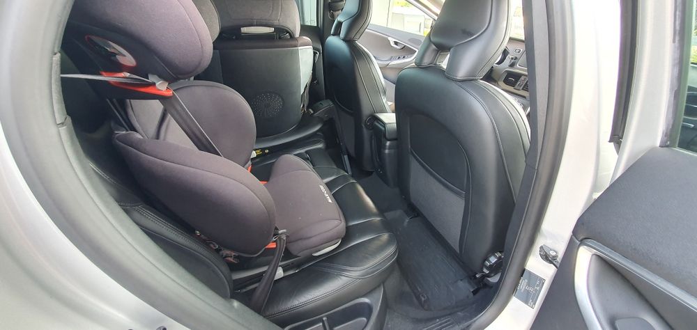Volvo V40 1.6 Summum