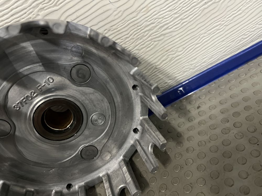 Kosz sprzęgłowy tarcze sprzęgło docisk piasta yamaha dt 125 tdr