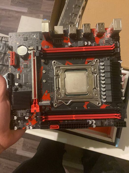 Ціна за 2 з процесорами Продаю робочі материнські плати X79-VG2 та Mac