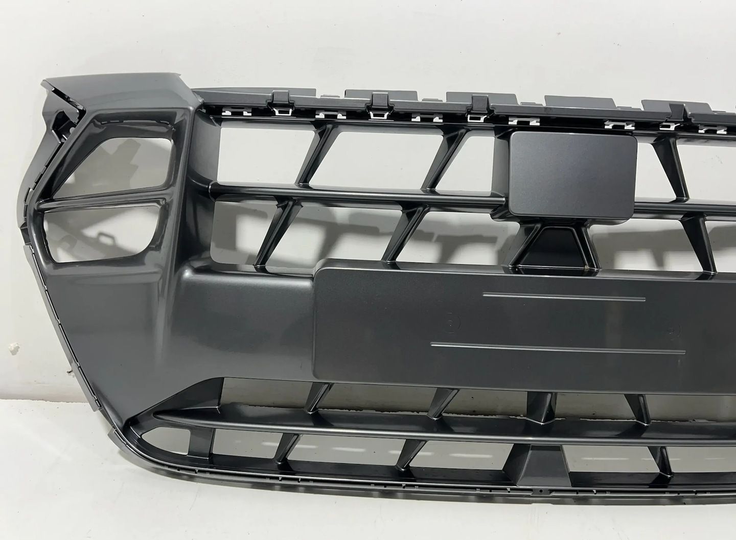 Cupra Terramar Grill Atrapa Zderzak przód Idealny