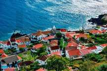 Calheta Living I, apartamento T1+1, Exclusividade e Conforto no coraçã