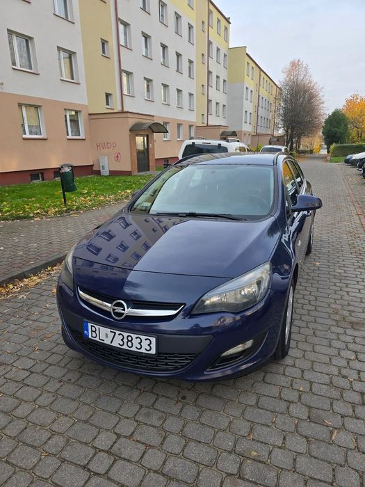 Opel Astra Sprzedam Samochód Opel Astra Kombi 1,6 TDI 110km