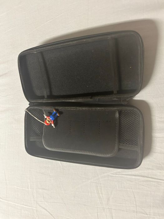 Nintendo Switch Lite + Zelda BotW + Etui