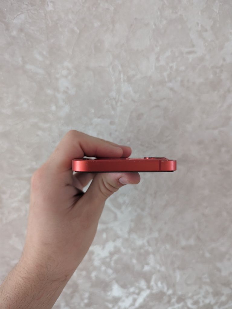 iphone 12 Product Red